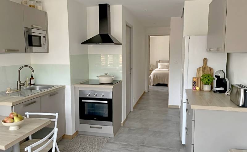 A vendre par notre agence immobilière un appartement deux pièces à proximité de Tamaris à La Seyne-sur-Mer