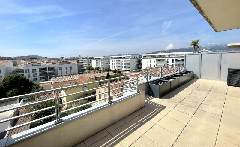 Appartement toit-terrasse à vendre Rue Henri Barbusse à La Seyne-sur-Mer