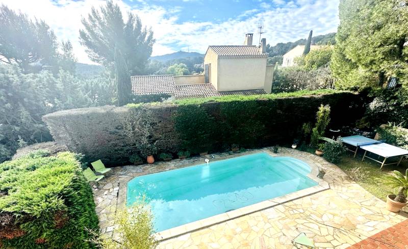 Maison de construction provençale à vendre à La Seyne-sur-Mer, Allée des Coucous