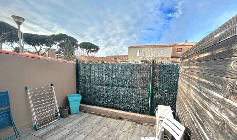 Appartement en rez-de-chaussée à vendre dans le quartier seynois de Tamaris