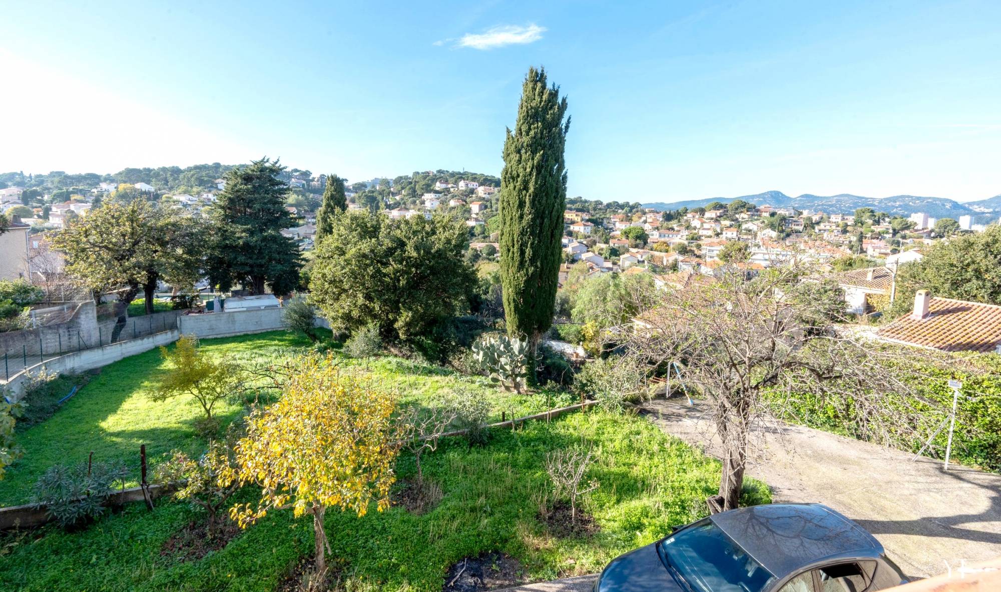 Cette propriété est à vendre en exclusivité par notre agence immobilière Orpi Papazian