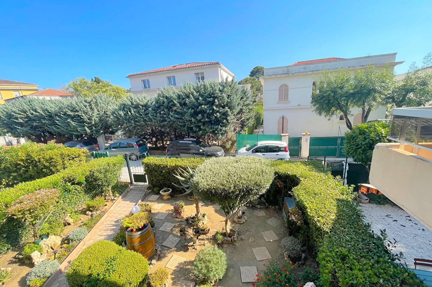 Appartement 2 pièces à vendre dans une résidence située Avenue de la Résistance à Toulon