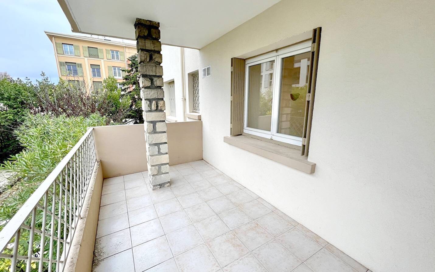 Appartement 3 pièces avec terrasse à vendre à Sanary centre-ville