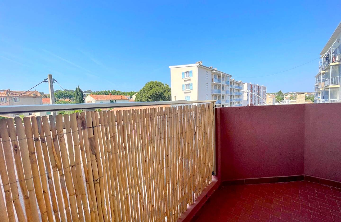 Appartement 2 pièces avec terrasse à vendre dans le centre-ville de La Seyne-sur-Mer
