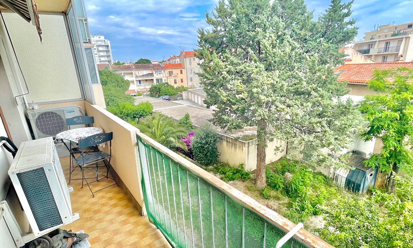Appartement 3 pièces avec balcon à vendre Boulevard de Paris à Toulon