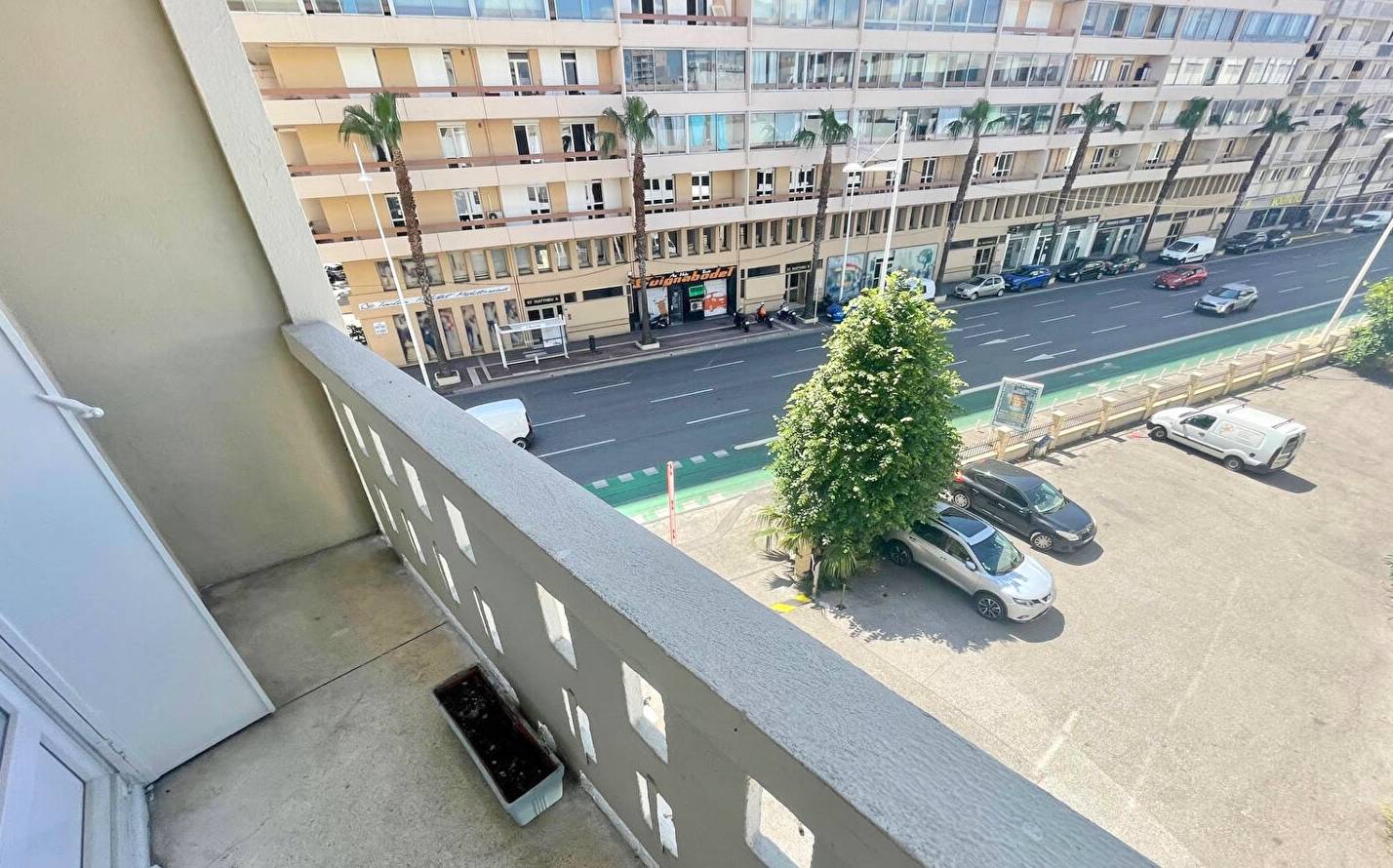 Appartement 3 pièces rénové à vendre quartier Mayol à Toulon
