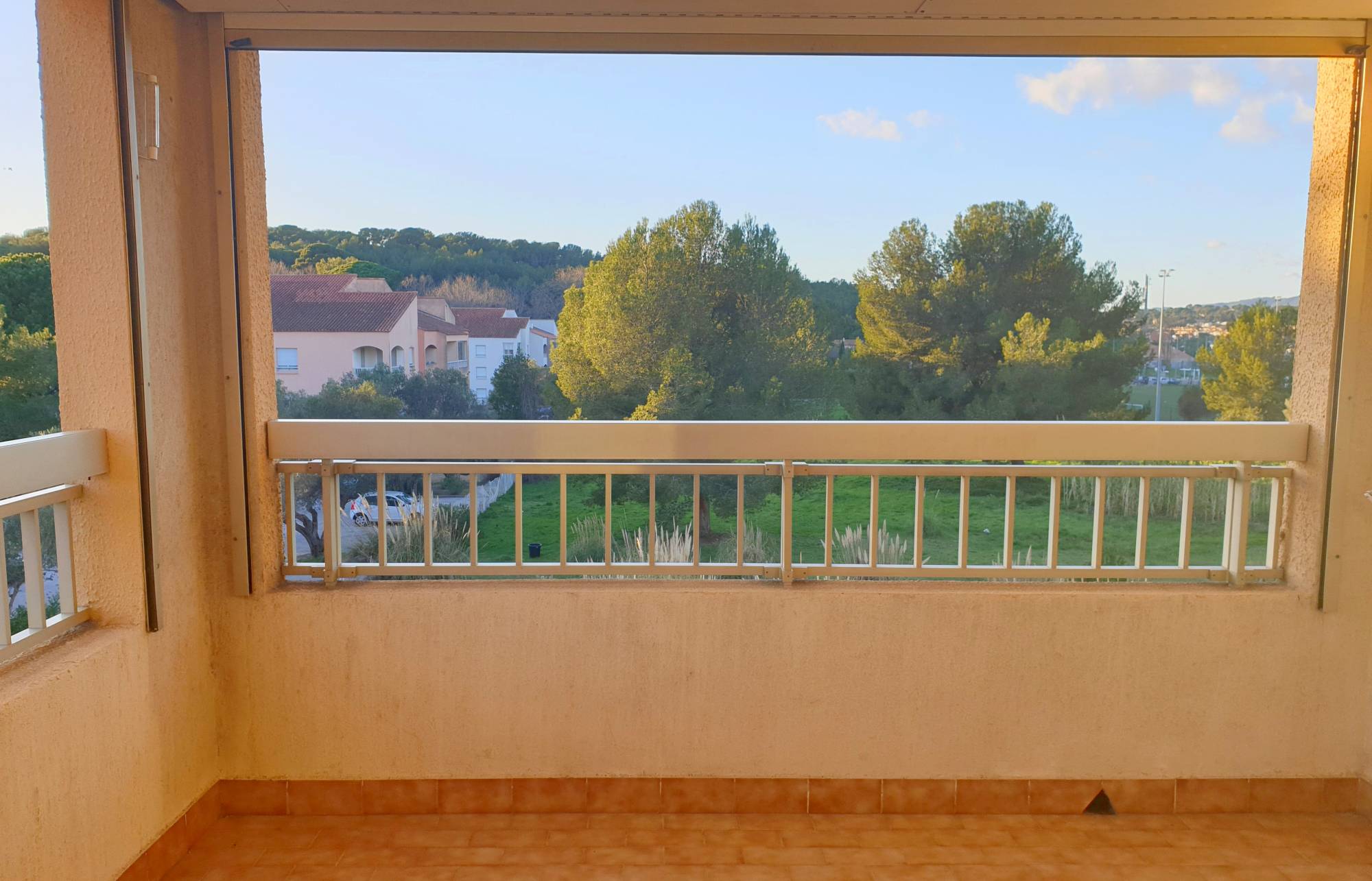 Bel appartement avec terrasse à vendre dans un cadre exceptionnel de Saint Mandrier