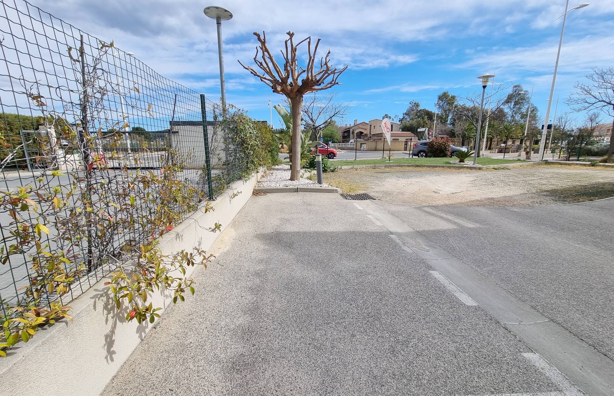 Parkings privatifs à vendre dans une résidence fermée de Toulon
