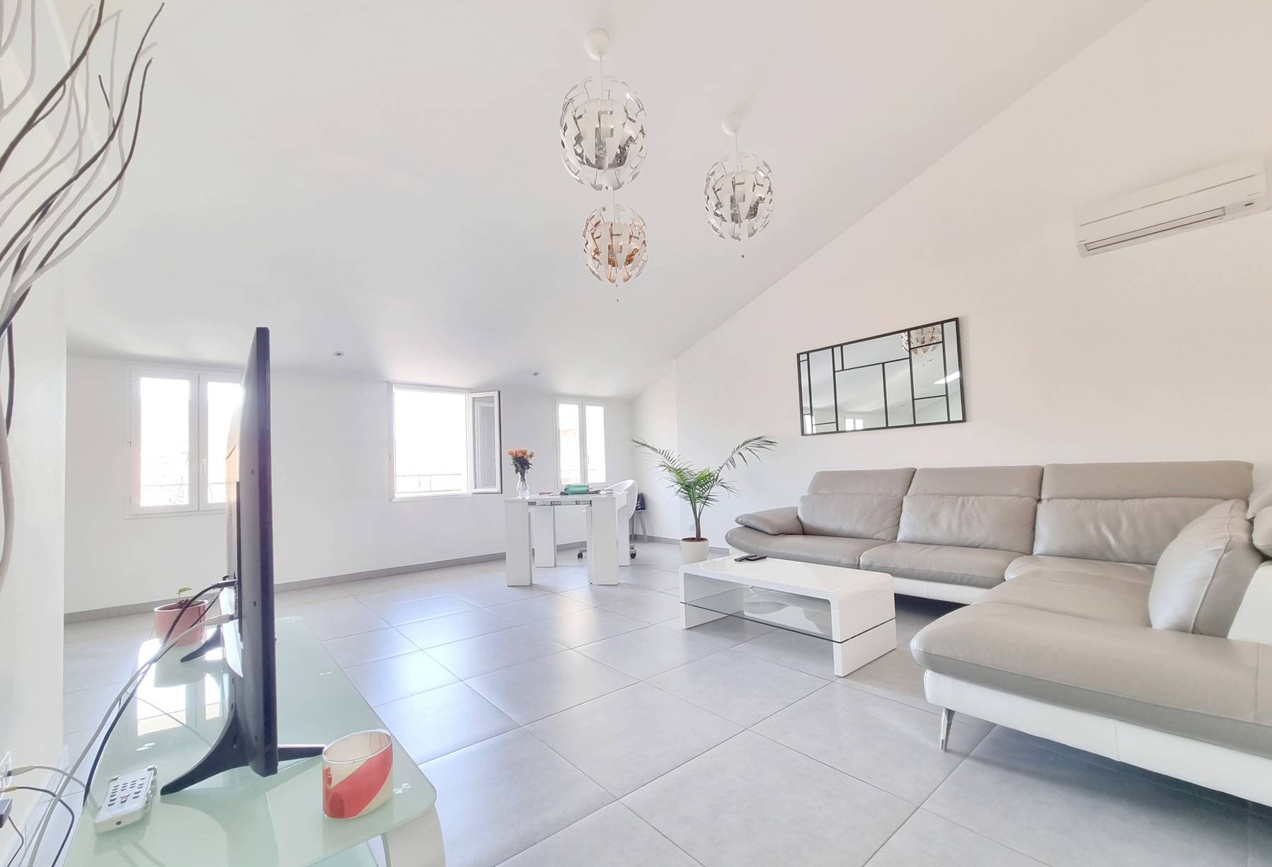 Appartement trois pièces de 100 m² habitables à vendre à La Seyne-sur-Mer