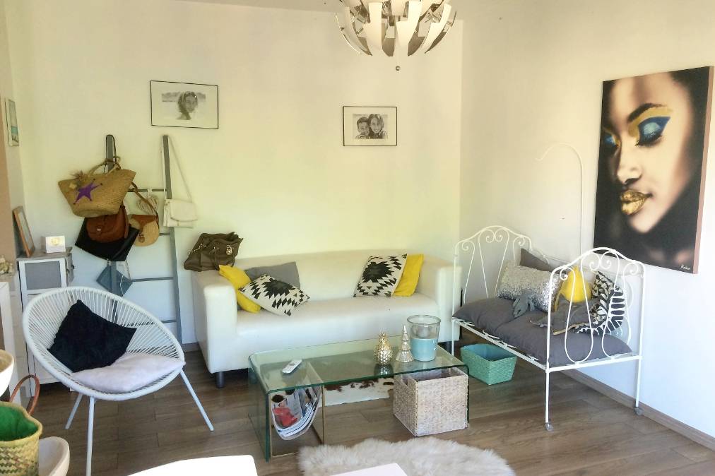 Appartement F4 à vendre en dernier étage à Sanary-sur-Mer