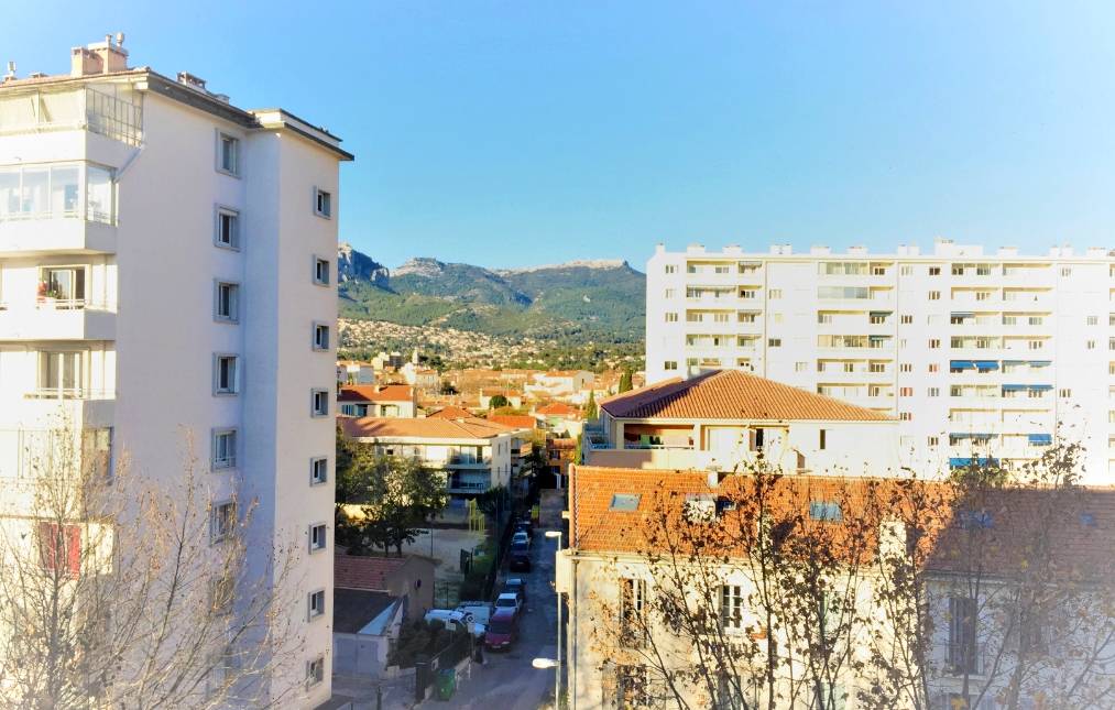 Appartement 3 pièces à vendre en étage élevé à Toulon Ouest 83200