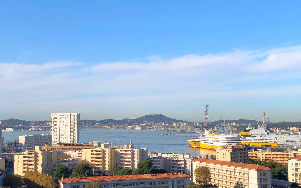 Appartement avec vue mer panoramique à vendre à Toulon