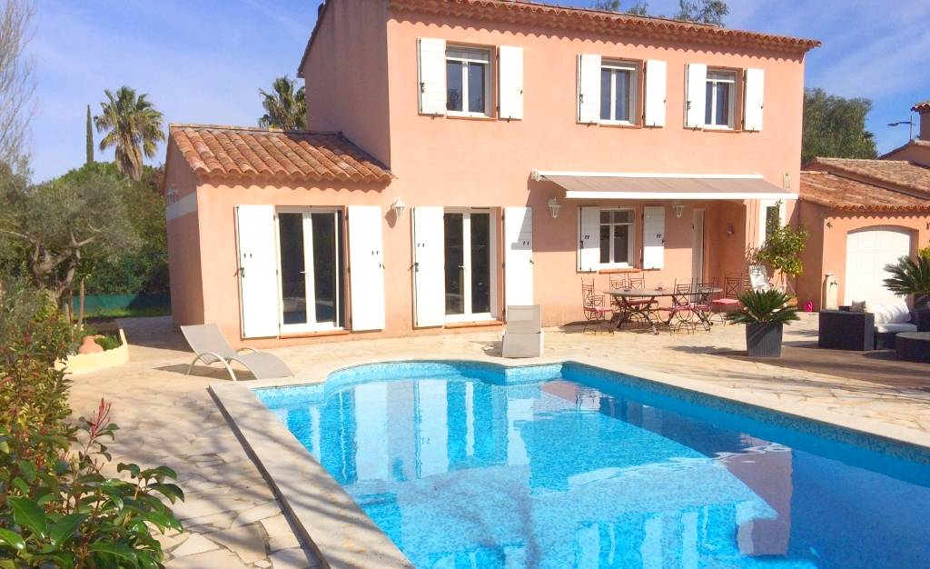 Maison avec piscine et garage à vendre quartier des Lecques à Saint-Cyr