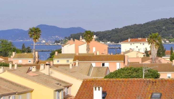 Appartement profitant d'une vue de la Rade de Toulon