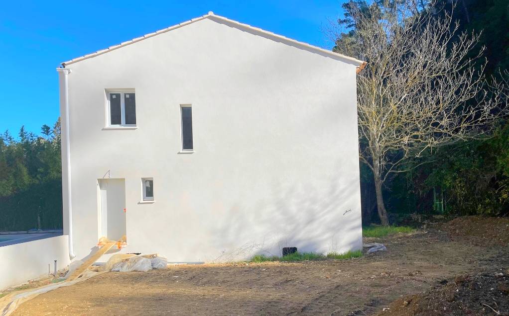 Villa neuve à vendre à Méounes-lès-Montrieux