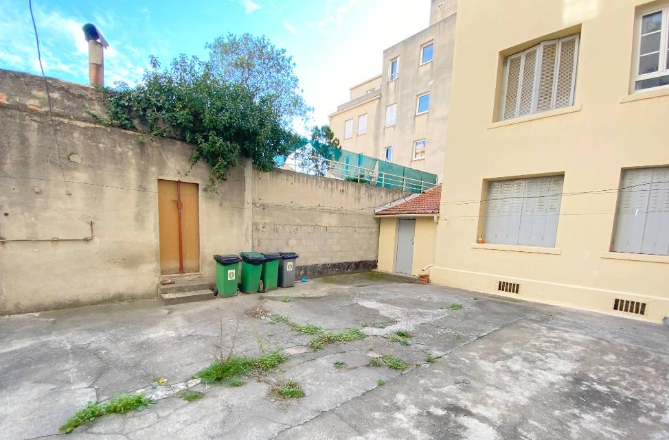 Appartement à moins de 90 000 euros à vendre à Toulon