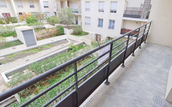 Appartement avec terrasse à vendre quartier Gai Versant