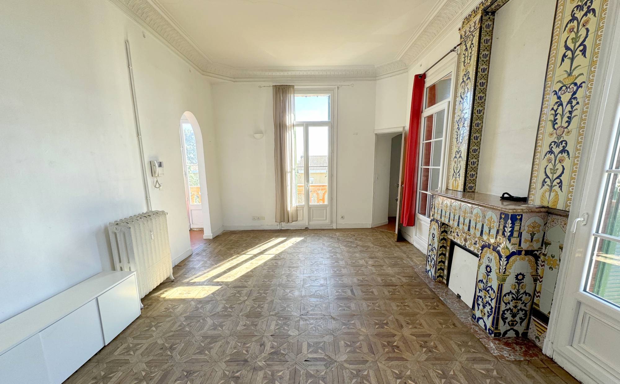 Appartement 3 pièces à vendre dans le château de la Roucassière à Toulon