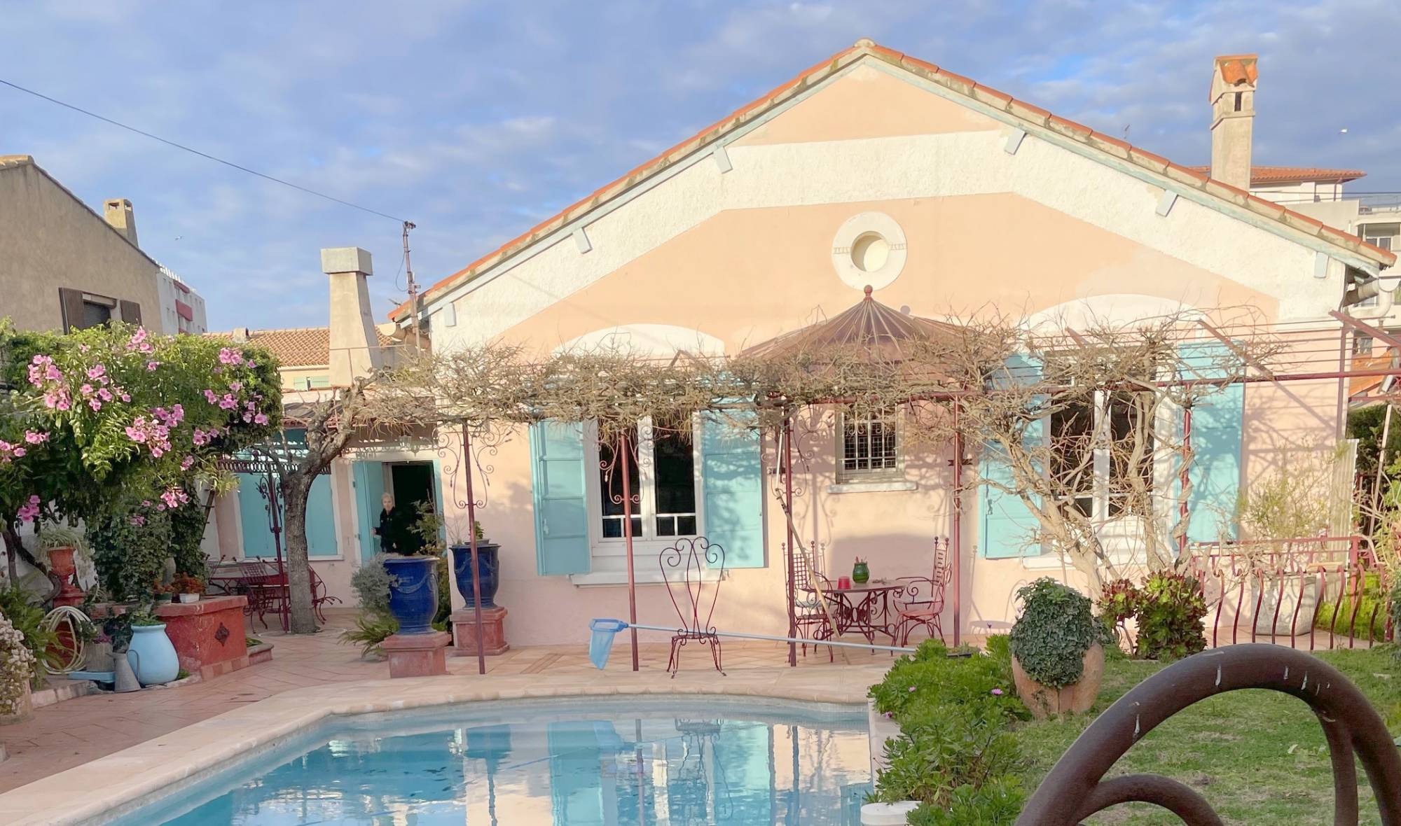 Maison ancienne en parfait état avec piscine à vendre quartier le Peyron à La Seyne-sur-Mer