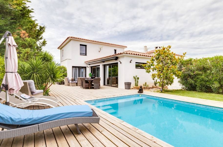 Villa d'excellence avec piscine à vendre à Saint-Cyr