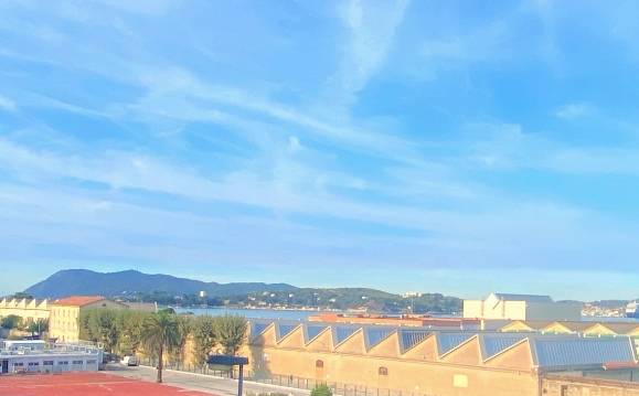 Appartement T3 avec vue mer à vendre à Toulon - quartier La Mitre