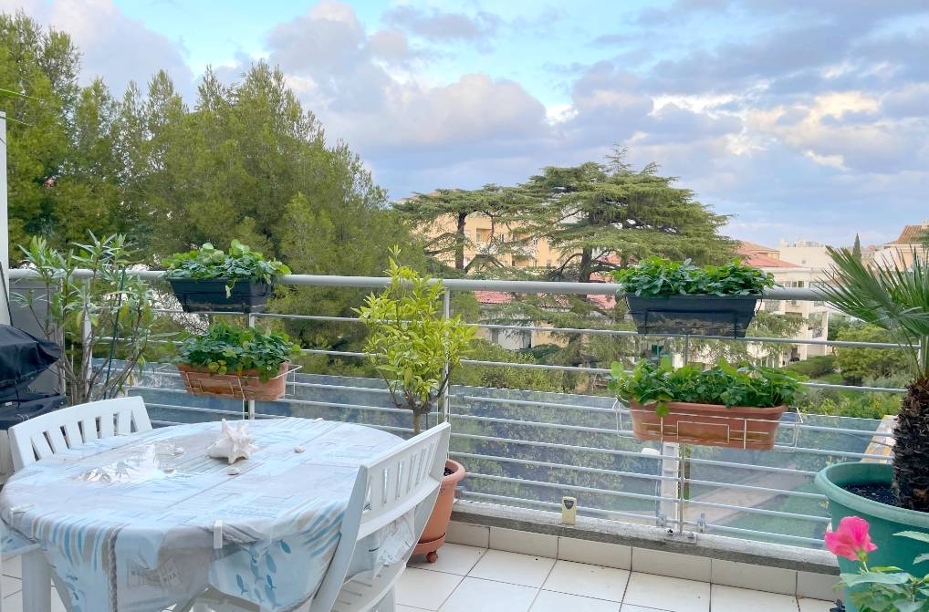 Appartement 4 pièces de trois chambres avec terrasse à vendre à La Seyne-sur-Mer