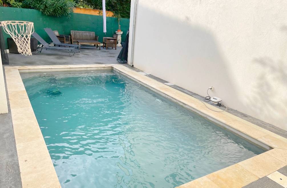 Maison avec piscine à vendre à proximité du centre-ville de La Seyne-sur-Mer
