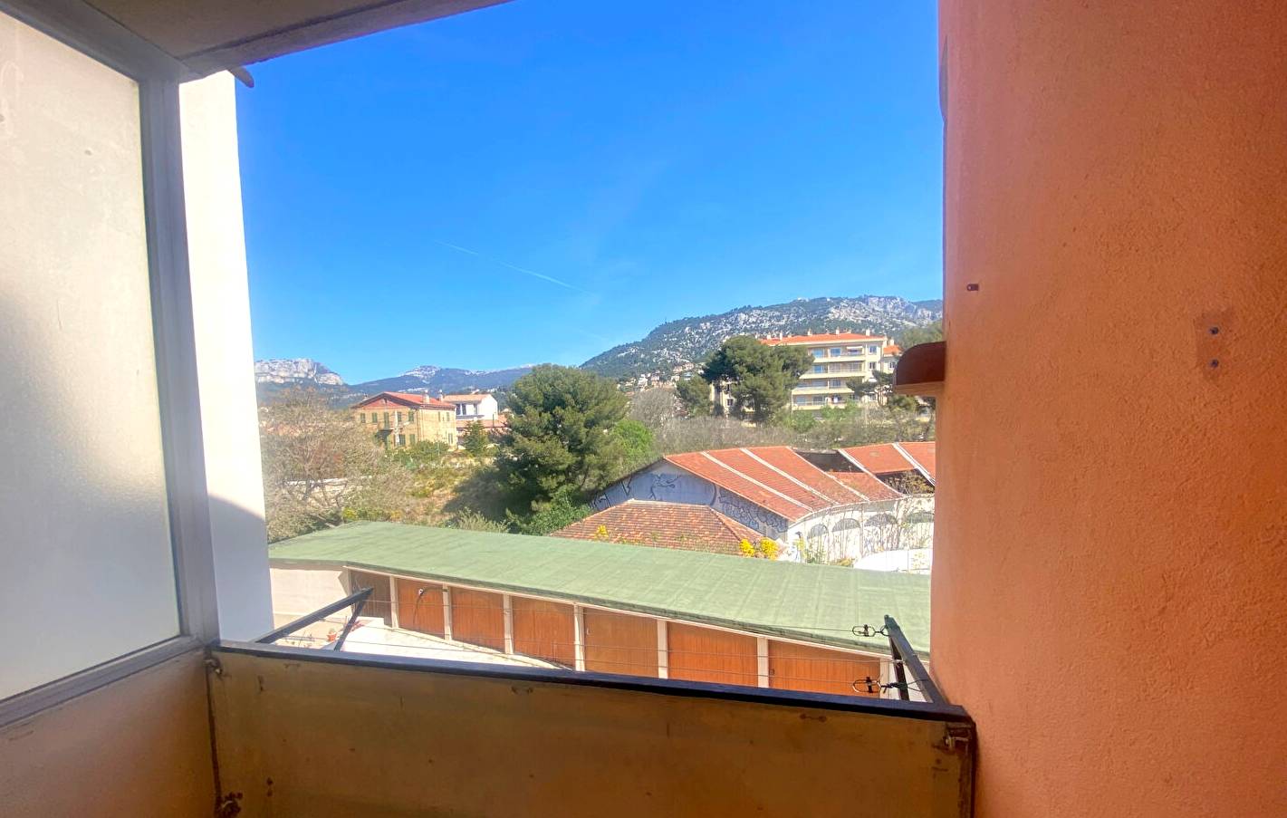 Appartement avec balcon à vendre quartier Saint-Roch à Toulon