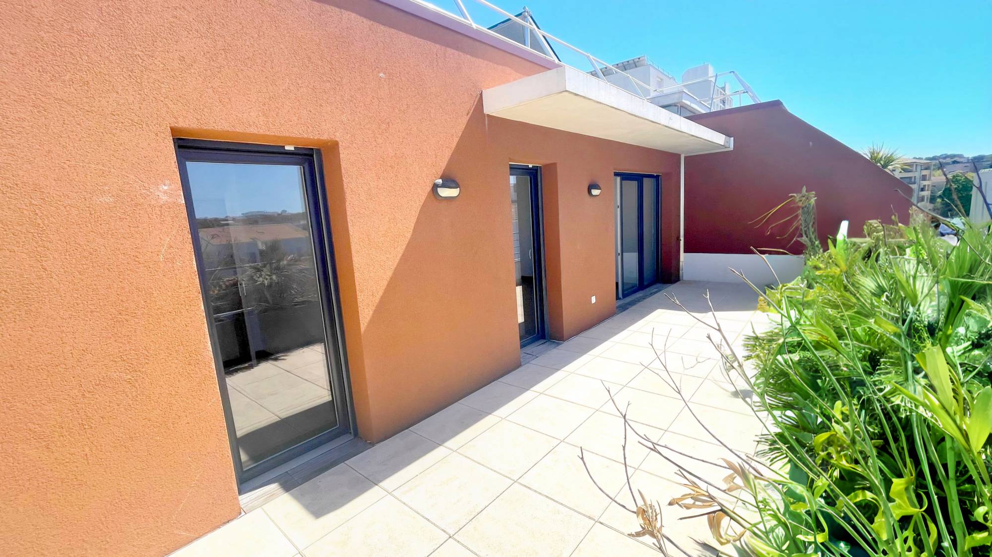Appartement 3 pièces en toit-terrasse à vendre quartier Marine à La Seyne-sur-Mer