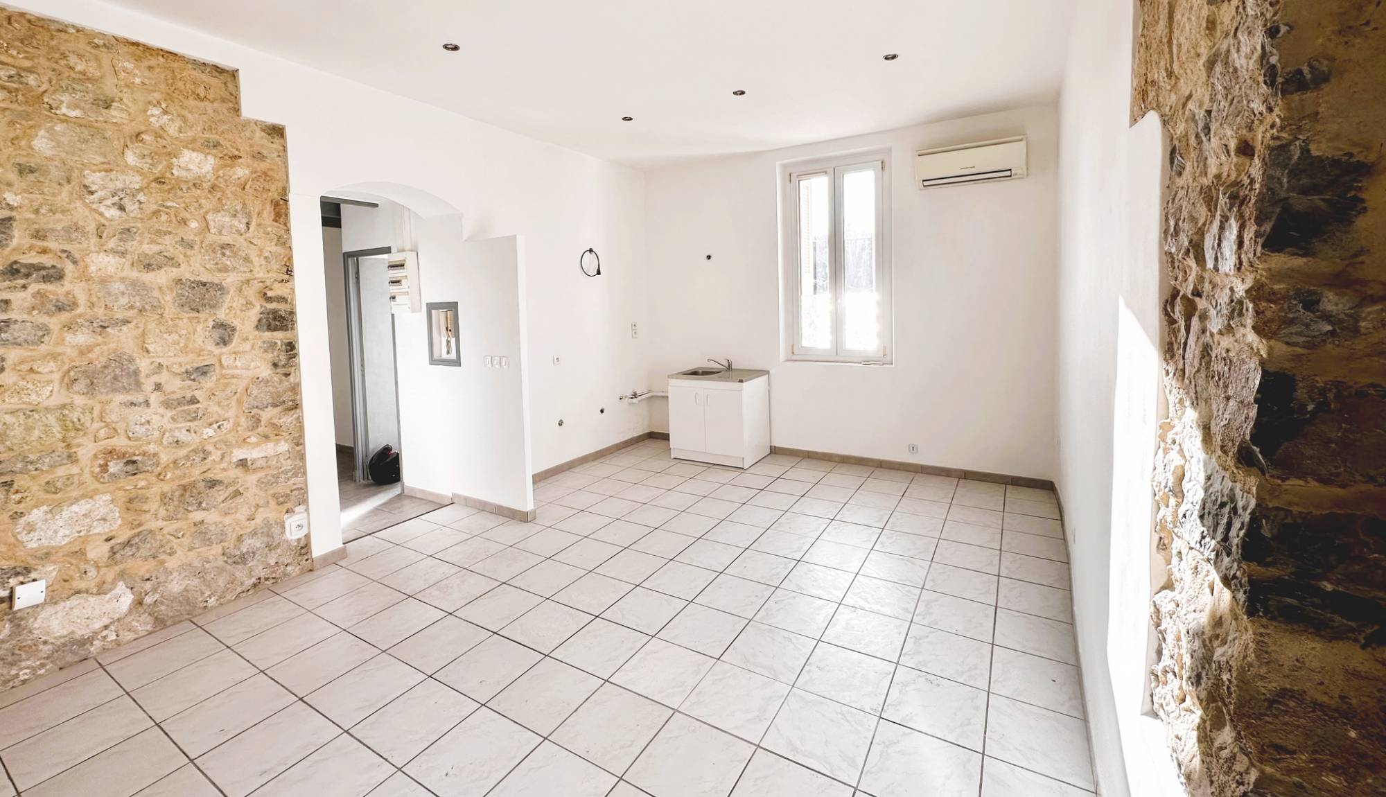 Appartement 2 pièces rénové à vendre Boulevard Louis Picon à Toulon