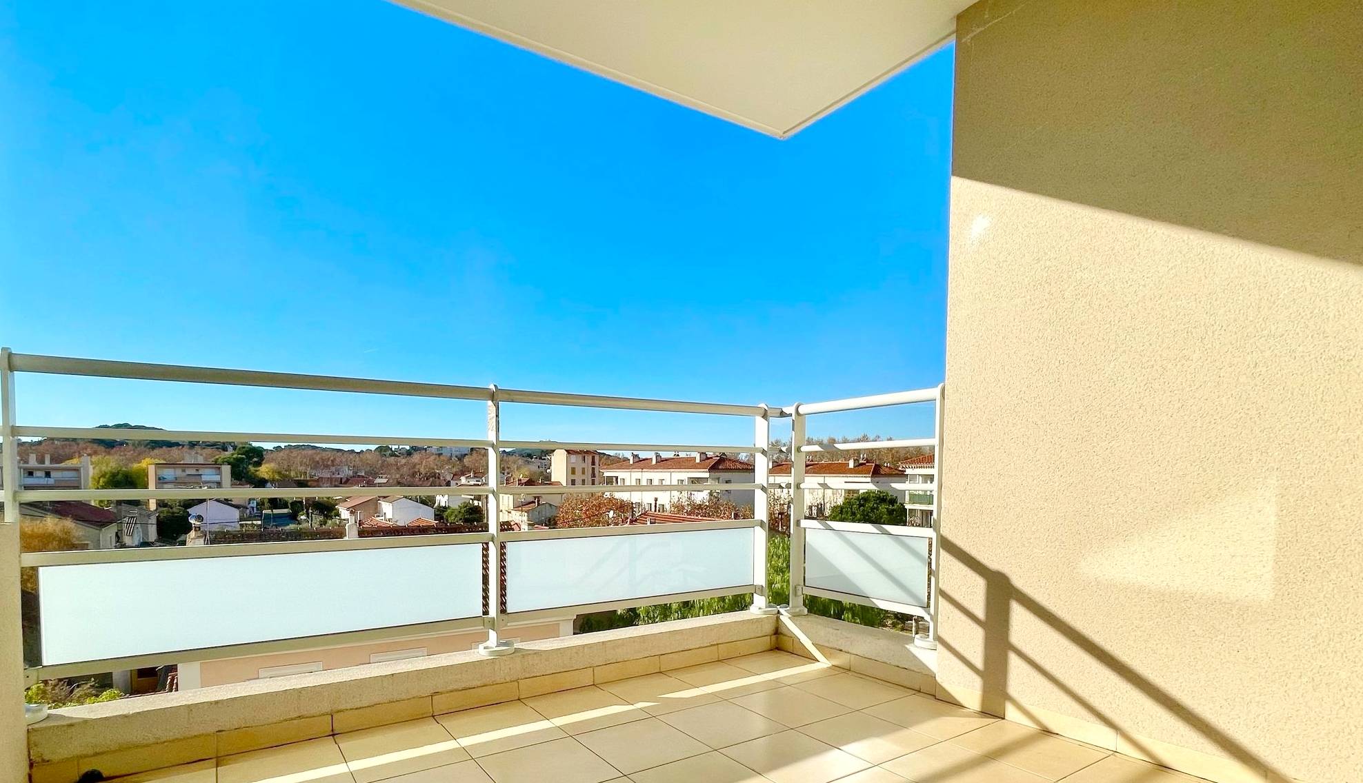 Appartement 1 chambre avec terrasse à vendre dans la résidence "Le Suffren" à La Seyne-sur-Mer